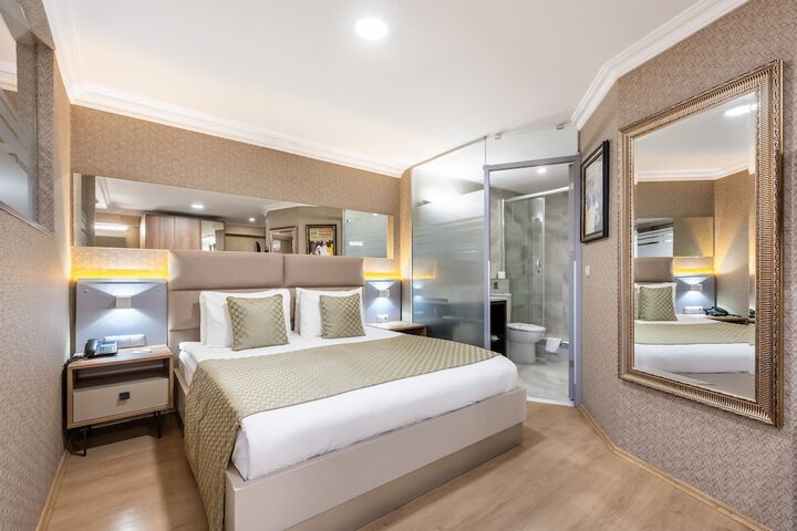 Room 37 of 120