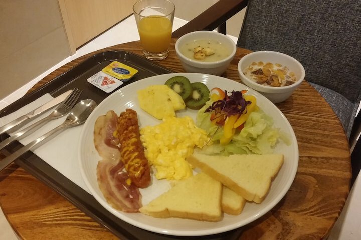 Breakfast/Coffee Service 14 of 17