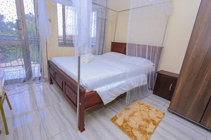 Room 3 of 35