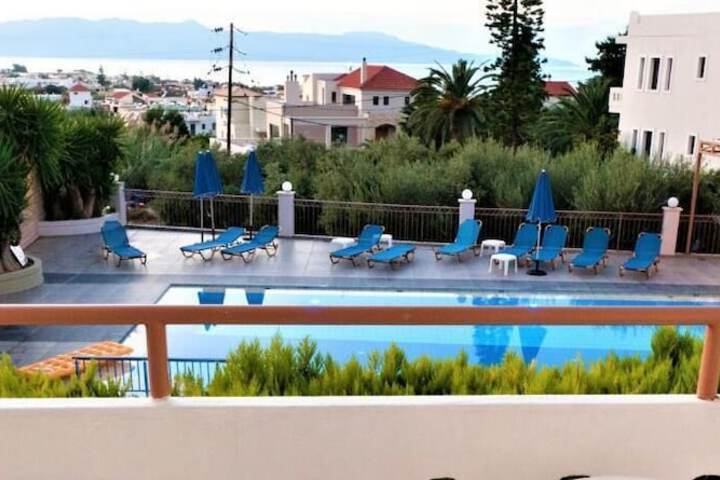Pool Hotel