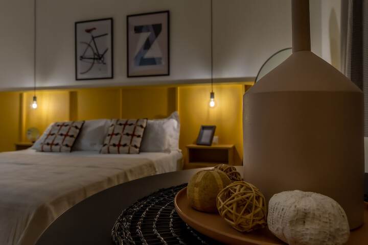 Room 10 of 19