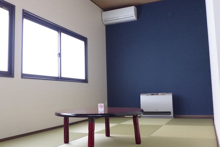 Room 23 of 69