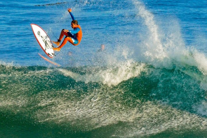 Surfing/boogie boarding