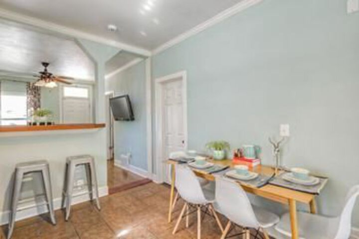 Photo of Centrally Located Highlands Home! Sleeps 8!