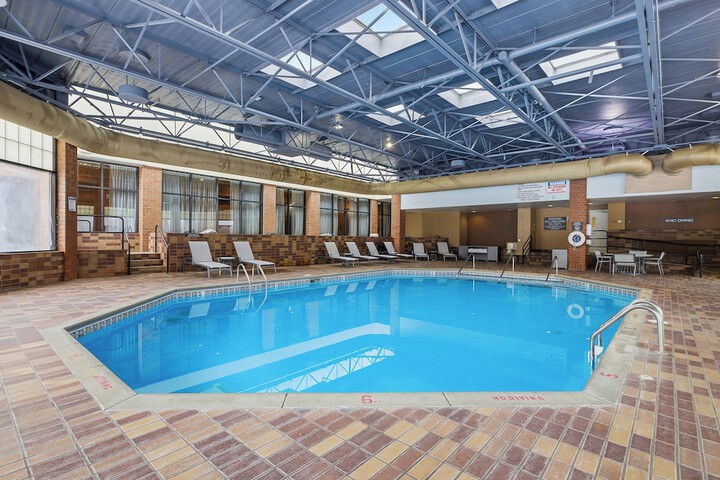 Photo of Fairfield by Marriott Inn & Suites Mount Pleasant WI Pool