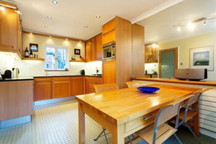 Tower Bridge House