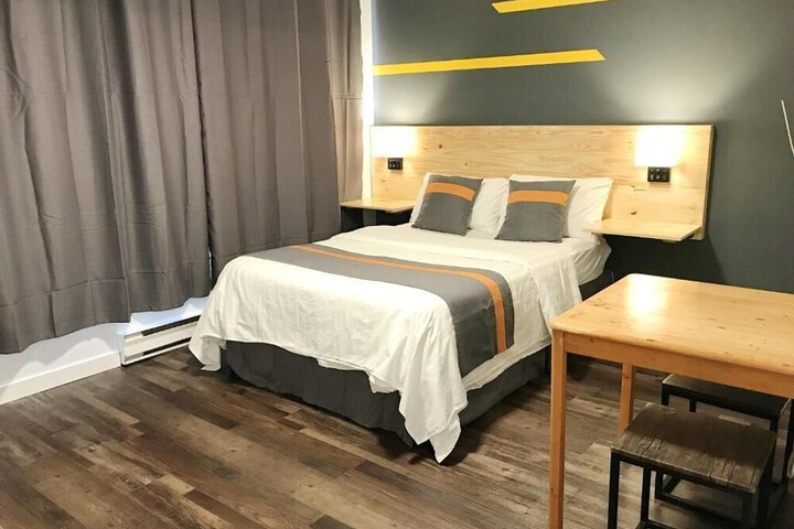 Room 18 of 68