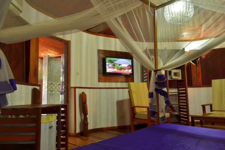 Room 5 of 34