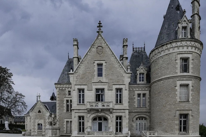 Château Des Chevaliers De Londigny
