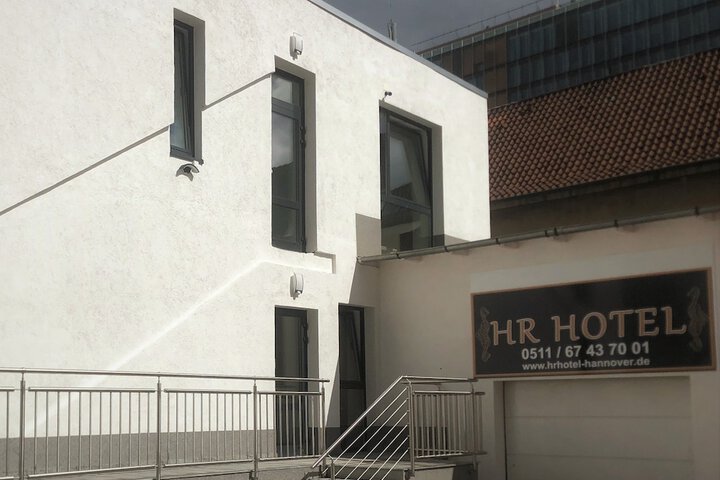 Hotel 33 of 35