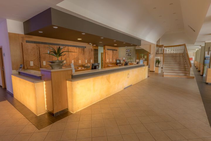 Hotel Interior 4 of 115
