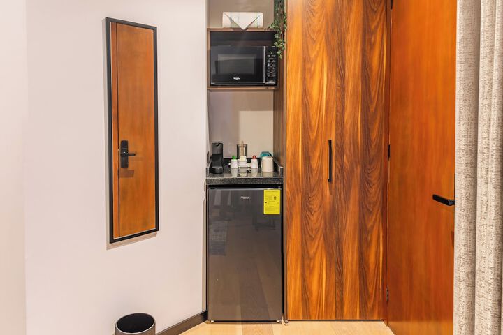 Room 119 of 329