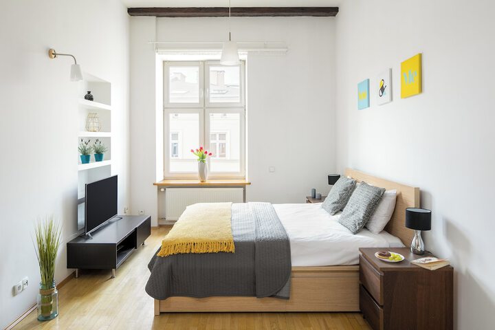 Room 25 of 133