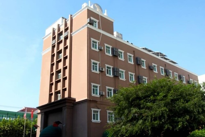 VX Shanghai Railway Station Hotel