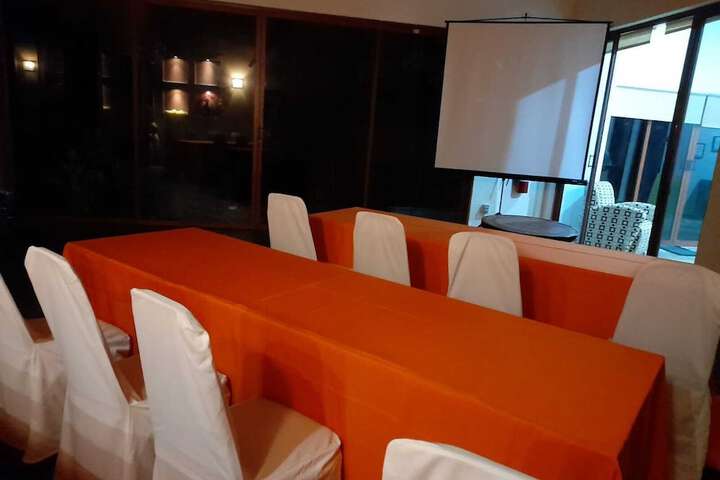 Room 16 of 56