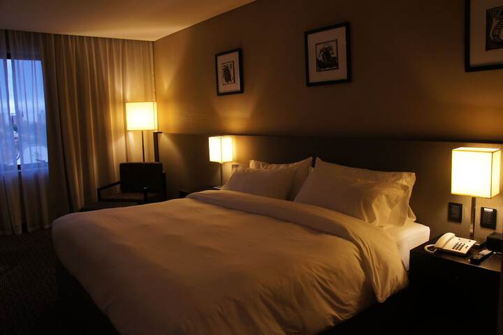 Room 10 of 70