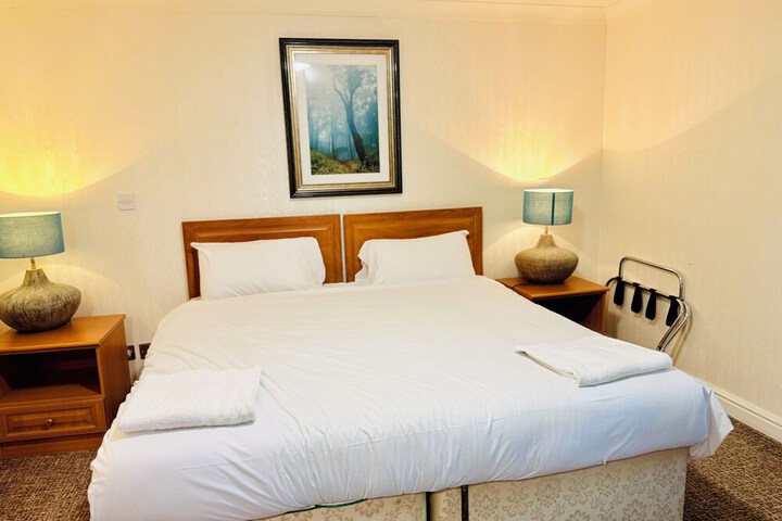 Room 40 of 72