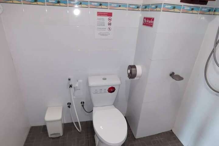Room 62 of 71
