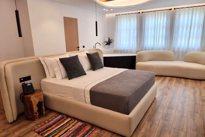 Room 21 of 44