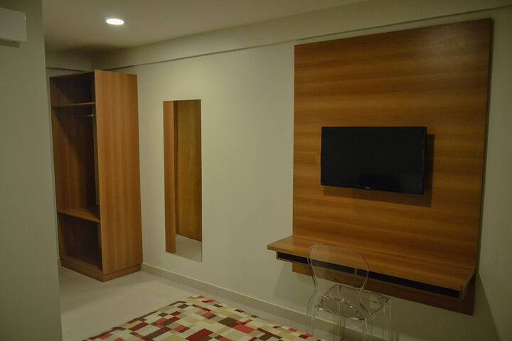 Room 5 of 46