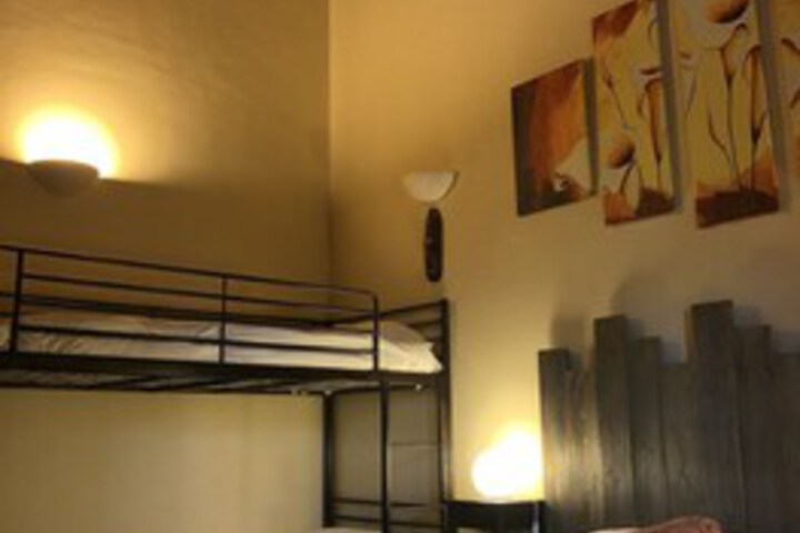 Room 8 of 15