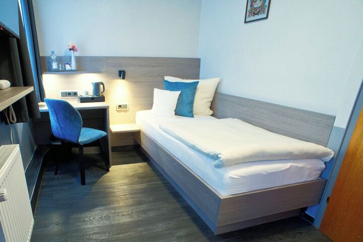 Room 9 of 52