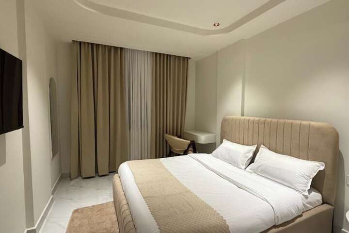 Room 12 of 56