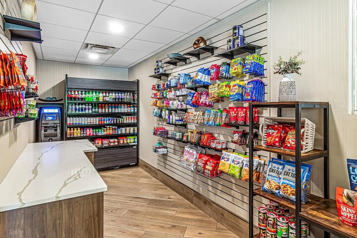 Snack bar