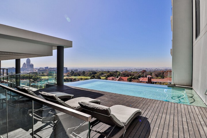 Terrace/Patio 58 of 60