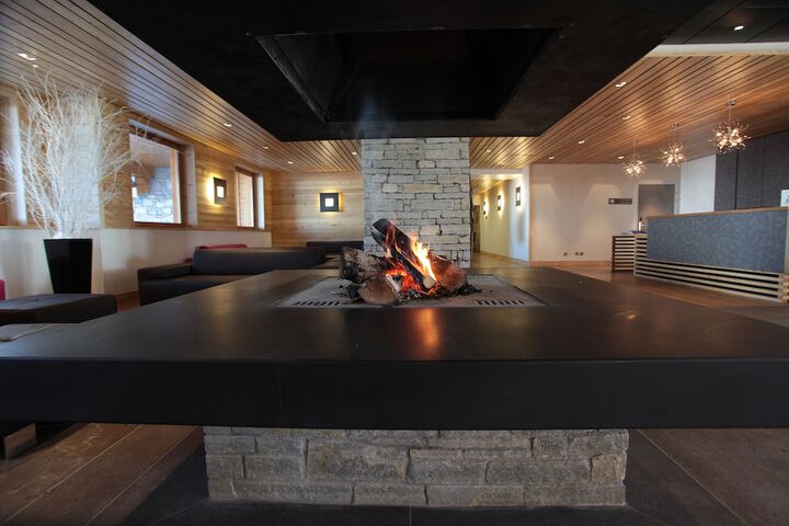 Lobby Entry