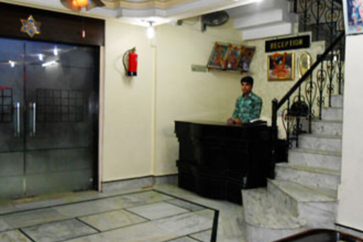 NEW KARAN HOTEL