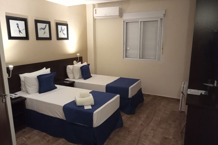 Room 5 of 30