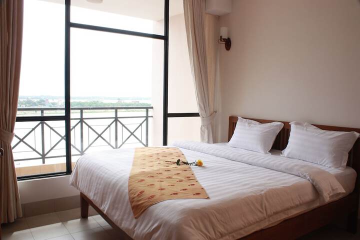 Room 8 of 55
