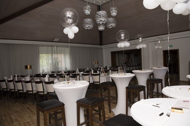 Ballroom/Hall 52 of 65