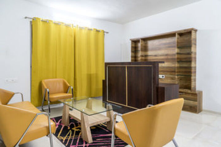 Hotel Interior 18 of 27