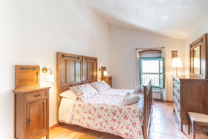 Room 15 of 119