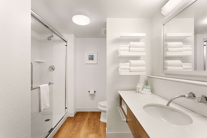 Bathroom shower