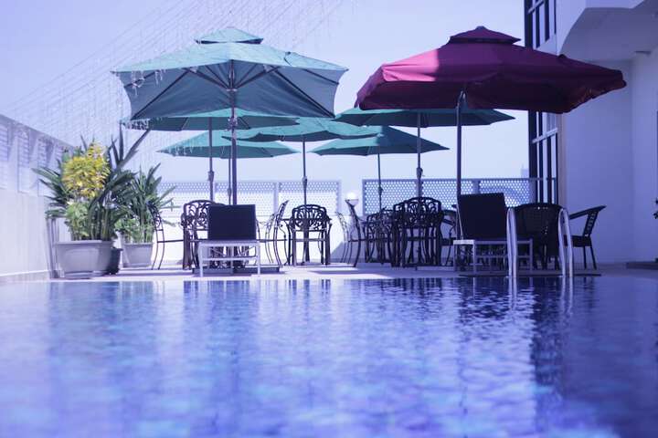Pool 58 of 76