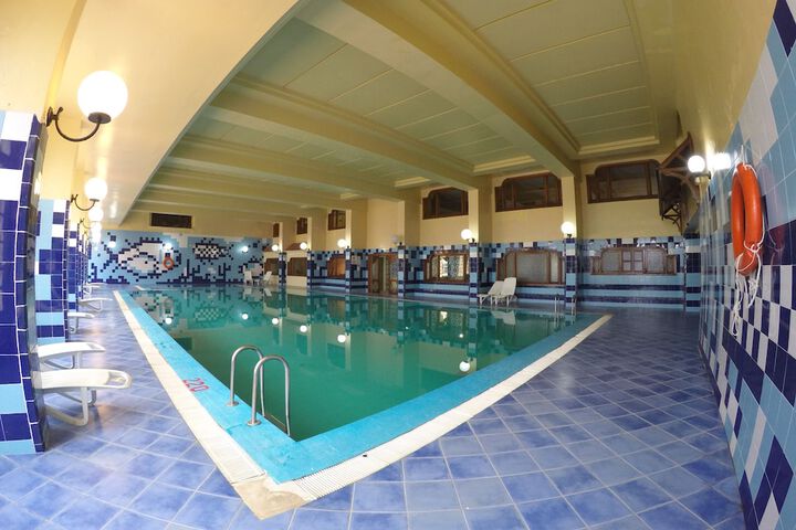 Pool 9 of 18