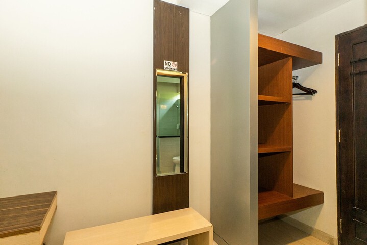 Room 15 of 111