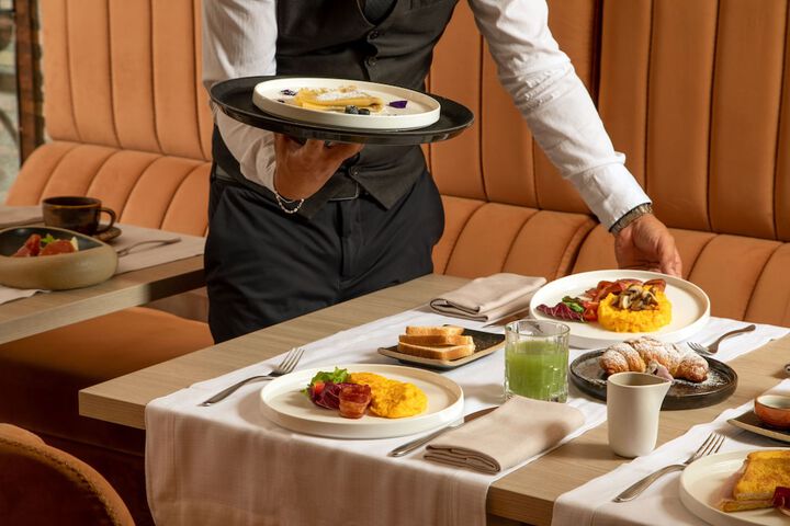 Breakfast/Coffee Service 268 of 289