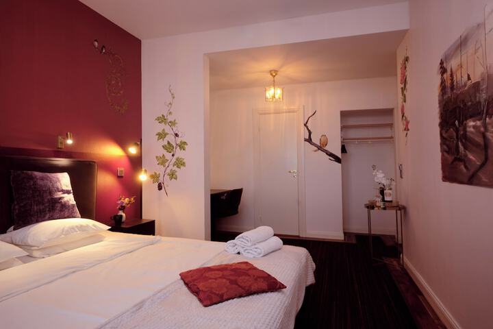 Room 14 of 35