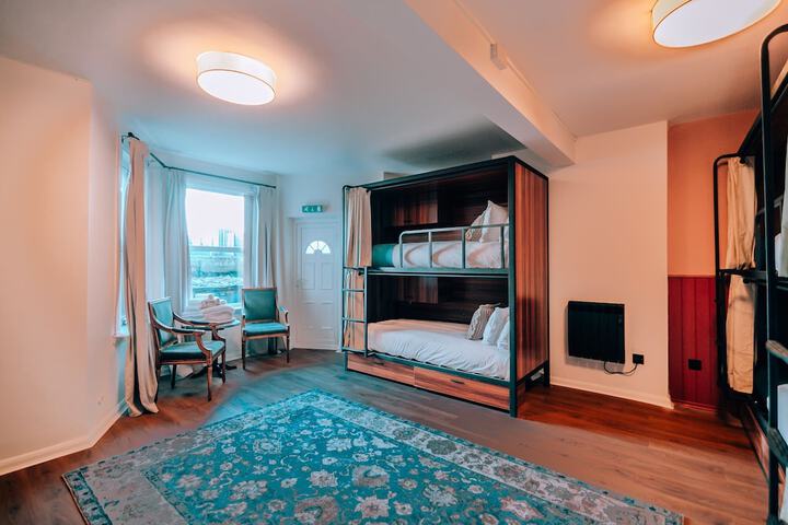 Room 26 of 52