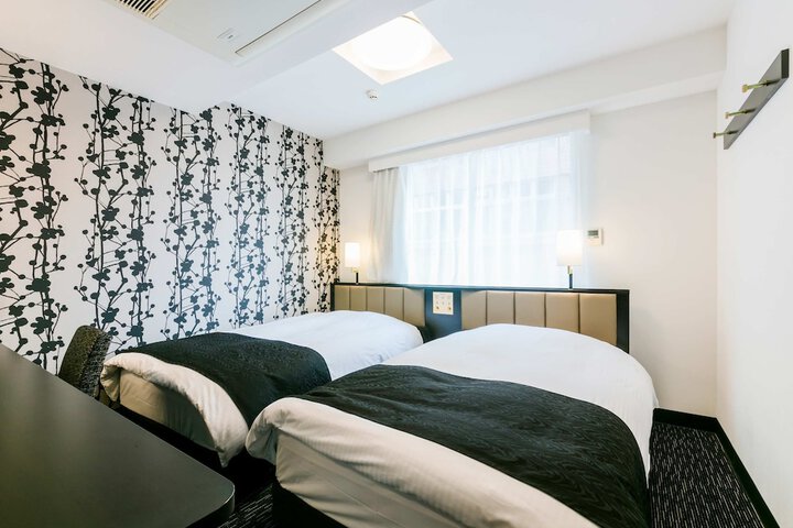 Room 29 of 66