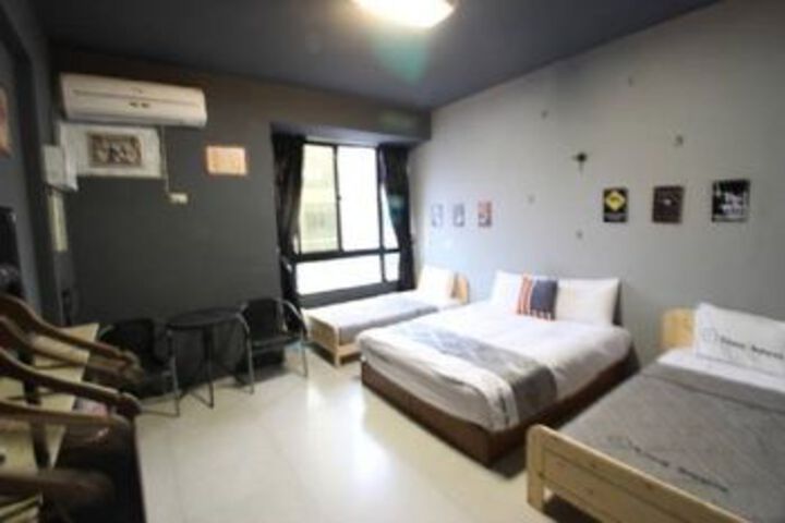 Room 21 of 44