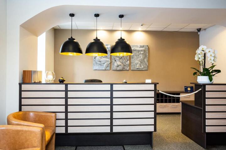 Guest Lobby