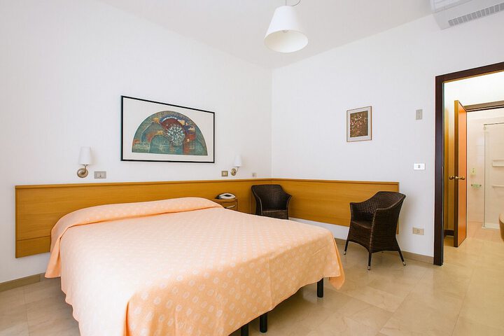 Room 3 of 13