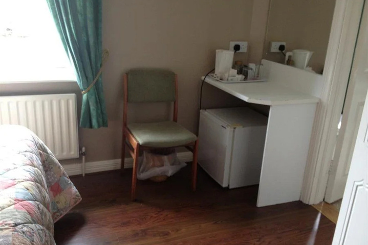 Room 2 of 13