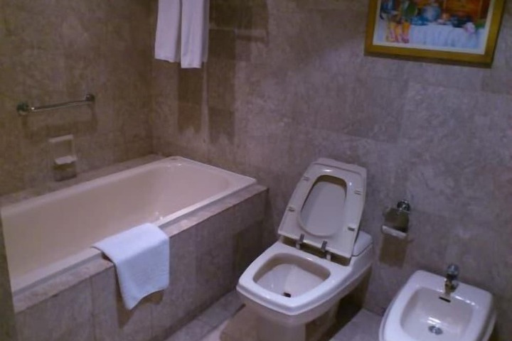 Room 20 of 30