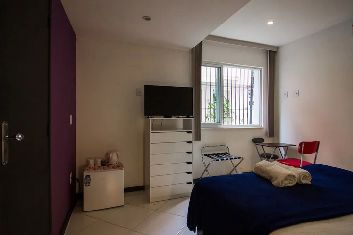 Room 4 of 15
